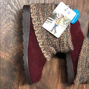 Muk Luks sweater boots